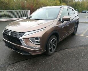 Mitsubishi Mitsubishi Eclipse Cross Plus Select PHEV 4WD*NAVI Gebrauchtwagen