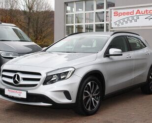 Mercedes-Benz Mercedes-Benz GLA 200 Aut. Style/NAVI/TEMPOMAT/PDC Gebrauchtwagen