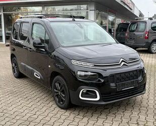 Citroen Citroën Berlingo 1.2 Shine Automatik AHK Glasdach Gebrauchtwagen