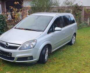 Opel Opel Zafira 1.9 CDTI CATCH ME Now 110kW CATCH ME N Gebrauchtwagen