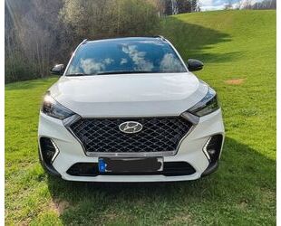 Hyundai Hyundai Tucson 2.0 CRDi N Line 4WD Allrad AHK Pano Gebrauchtwagen