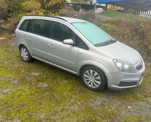 Opel Opel Zafira 1.8 Edition 7-Sitze Klima, AHK, Gebrauchtwagen