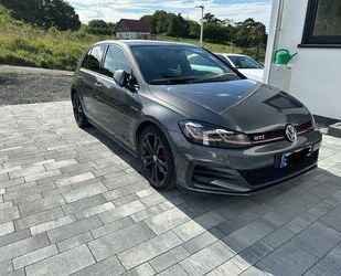 VW Volkswagen Golf 2.0 TSI DSG GTI, Dynaudio, Standhe Gebrauchtwagen