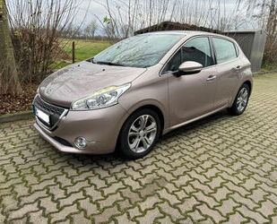 Peugeot Peugeot 208 1.6 Allure e-HDi 92 STOP & START Allur Gebrauchtwagen