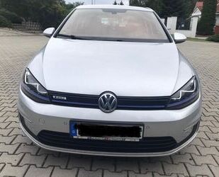 VW Volkswagen e-Golf, 85 KW, EZ 11/2016, TüV 02/26, 4 Gebrauchtwagen