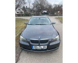 BMW BMW 325i - Automatik, Sitzheizung, NAVI Gebrauchtwagen