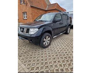 Nissan Nissan Pathfinder 2.5 dCi Premium Premium Gebrauchtwagen