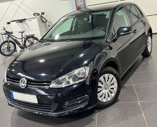 VW Volkswagen Golf VII 1.2 TSi Lim. **SHZ*PDC*Parkass Gebrauchtwagen