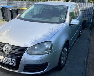 VW Volkswagen Golf 1.9 TDI 6-Gang Trendline Trendline Gebrauchtwagen