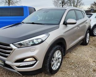 Hyundai Hyundai Tucson Style 4WD AUTOMATIK* LED* NAVI* KAM Gebrauchtwagen