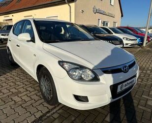 Hyundai Hyundai i30 Edition+ Klima,1.Hand,Euro5,TÜV-NEU Gebrauchtwagen