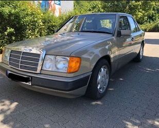 Mercedes-Benz Mercedes-Benz 200 E Klasse **TÜV NEU 08/2026** Gebrauchtwagen