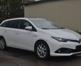 Toyota Toyota Auris Touring Sports Automatik Navi Sitzhei Gebrauchtwagen