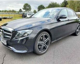 Mercedes-Benz Mercedes-Benz E 220d 9G-Tr. Avantg. LED+/NAVI+/LED Gebrauchtwagen