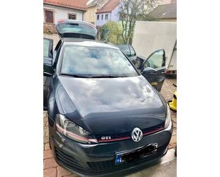 VW Volkswagen Golf 2.0 TSI DSG BMT GTI Performance GT Gebrauchtwagen