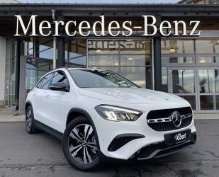 Mercedes-Benz Mercedes-Benz GLA 220 4M Distr+R-Kamera+Ambiente + Gebrauchtwagen