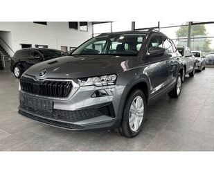 Skoda Skoda Karoq 1.5 TSI Navi AHK LED Tempomat Kamera W Gebrauchtwagen