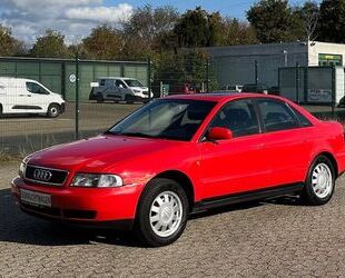 Audi Audi A4 1.6 *1.Hand* Schiebedach* Alufelgen* AHK*T Gebrauchtwagen