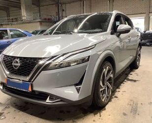 Nissan Nissan Qashqai 1.3 DIG-T Tekna+ 4x4 HUD LED Pano Gebrauchtwagen