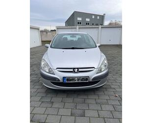 Peugeot Peugeot 307 Automatik Premium Gebrauchtwagen