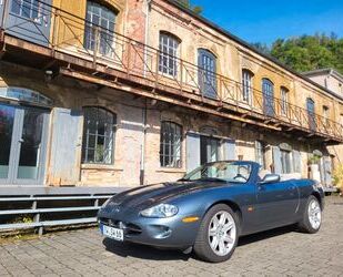 Jaguar Jaguar XK8 Cabriolet Roadster bald ein Oldtimer Oldtimer