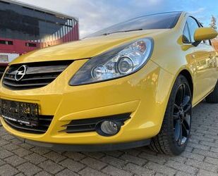 Opel Opel Corsa D Color Edition KLIMAAUT./ALU 17/1. HD/ Gebrauchtwagen