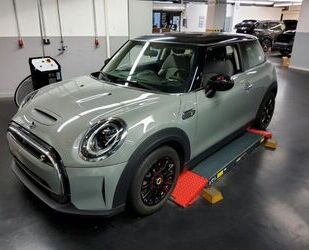 Mini MINI Cooper SE Classic Trim Aut/Navi/SportSitze/Ap Gebrauchtwagen