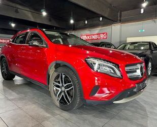 Mercedes-Benz Mercedes-Benz GLA 250 PANO/DISTR/AUT/NAVI/LEDER/KA Gebrauchtwagen