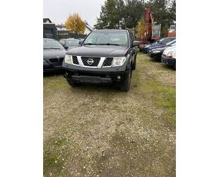 Nissan Nissan Pathfinder 2.5 dCi Elegance Gebrauchtwagen