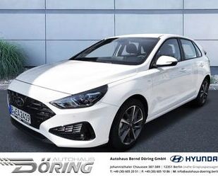 Hyundai Hyundai i30 TREND 1.0 Turbo NAVIGATION Schaltwagen Gebrauchtwagen