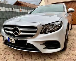 Mercedes-Benz Mercedes-Benz E 220 d 4MATIC T Autom. - Gebrauchtwagen