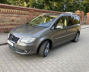 VW Volkswagen Touran 1.4 TSI DSG Highline Gebrauchtwagen