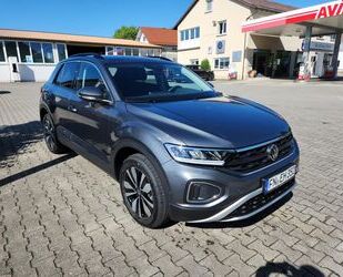 VW Volkswagen T-Roc 1.5TSI DSG Move LED Navi AHK Gebrauchtwagen