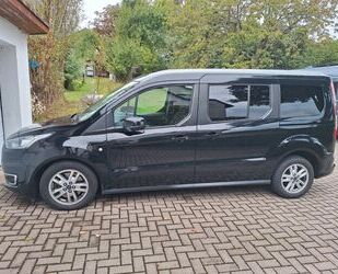 Ford Ford Grand Tourneo 1.5 EcoBlue 88kW Auto Titanium. Gebrauchtwagen