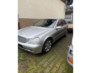 Mercedes-Benz Mercedes-Benz C 180 C -Klasse Lim. C 180 Kompresso Gebrauchtwagen