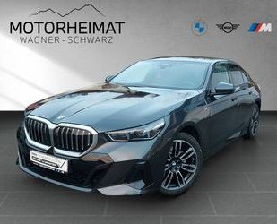 BMW BMW 520i M Sport 4xSHZ 360° HUD Carbon Gebrauchtwagen