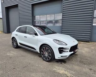 Porsche Porsche MACAN TURBO Gebrauchtwagen