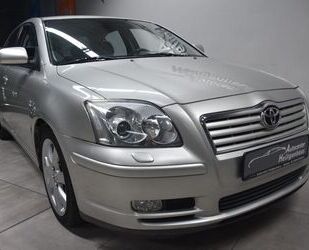 Toyota Toyota Avensis 2.0 Executive Lim. Leder Navi SHZ Gebrauchtwagen