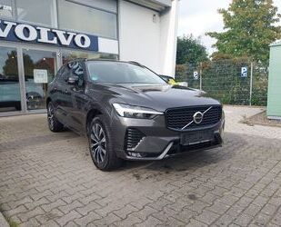 Volvo Volvo XC60 B4 Plus Dark 2WD Gebrauchtwagen