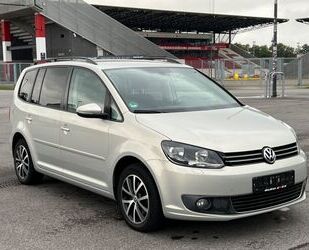 VW Volkswagen Touran Comfortline *ALLWETTER*SITZHZ* Gebrauchtwagen