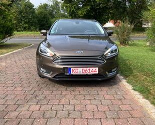 Ford Ford Focus Lim. Titanium Top Zustand Gebrauchtwagen