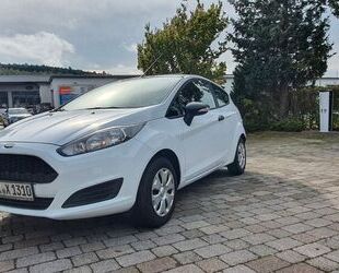 Ford Ford Fiesta 1,25 44kW Ambiente 4 Zylinder Gebrauchtwagen