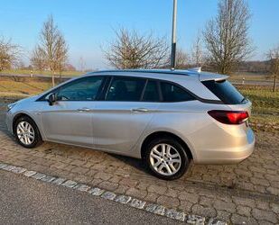 Opel Opel Astra K ST 1.4 NAVI+SHZ+KAMERA 8fach-bereift Gebrauchtwagen