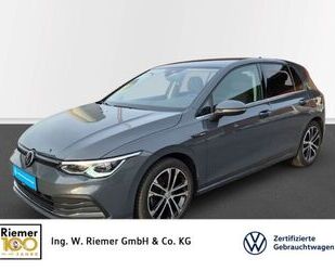 VW Volkswagen Golf VIII 1.5 TSI Style Massage Harmann Gebrauchtwagen