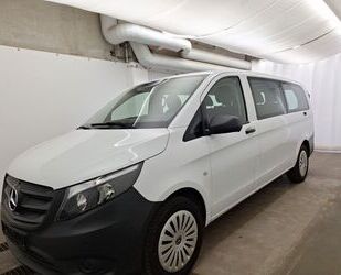 Mercedes-Benz Mercedes-Benz Vito Tourer SpurH Navi AHK KlimaA PD Gebrauchtwagen