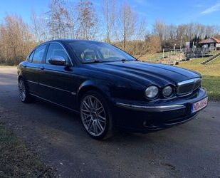 Jaguar Jaguar X-Type 2.2 D Executive Leder 8 x Bereift Gebrauchtwagen