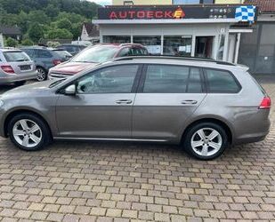 VW Volkswagen Golf VII Variant 1,6TDI,PDC,SHZ,Tempom Gebrauchtwagen