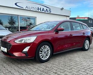 Ford Ford Focus Titanium*1.Hand*R.Kamera*KeyGO*Winter P Gebrauchtwagen