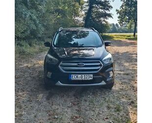 Ford Ford Kuga 1,5 EcoBoost 4x2 110kW COOL & CONNECT C. Gebrauchtwagen