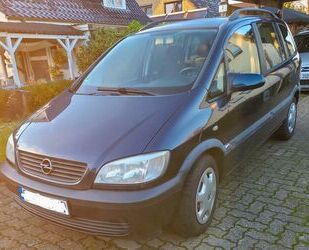 Opel Opel Zafira 1.6 16V Comfort Comfort Gebrauchtwagen